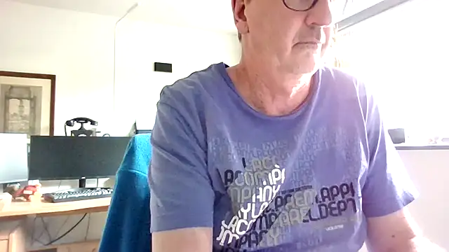 HotLucas66 online show from April 13, 2026, 1:16 pm