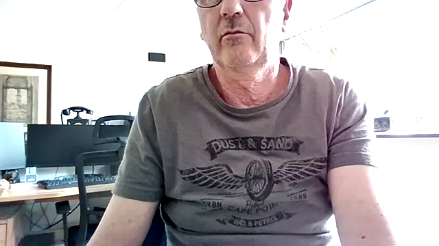 HotLucas66 online show from April 20, 2026, 1:03 pm