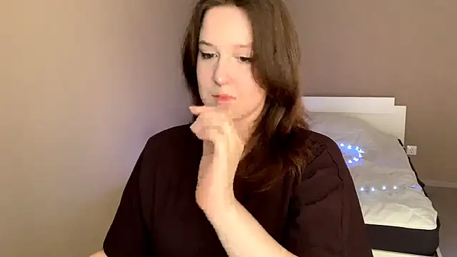 Snapshot of SatinyStoic chatting on May 13, 2026, 5:10 pm SatinyStoic online show from May 13, 2026, 5:10 pm