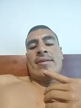 Snapshot of EdwiinR chatting on March 23, 2026, 4:22 pm EdwiinR online show from March 23, 2026, 4:22 pm