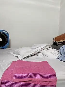 Jeryy68 online show from April 1, 2026, 1:41 pm