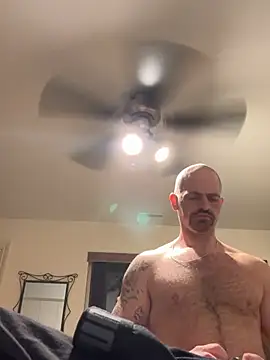 whitelioncody online show from April 25, 2026, 5:54 am
