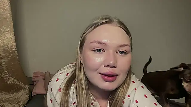 Snapshot of cutiejuliee chatting on March 26, 2026, 10:54 am cutiejuliee online show from March 26, 2026, 10:54 am