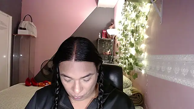 Snapshot of choquitolove1 chatting on April 7, 2026, 1:17 am choquitolove1 online show from April 7, 2026, 1:17 am