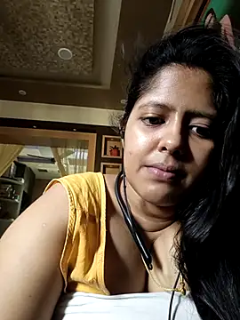 Snapshot of Aditi_sarkar chatting on April 16, 2026, 6:03 am Aditi sarkar online show from April 16, 2026, 6:03 am