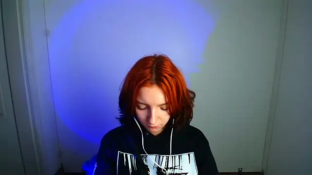 Butterfly Milly online show from May 14, 2026, 1:18 pm