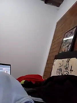 lat99005 online show from March 25, 2026, 2:56 pm