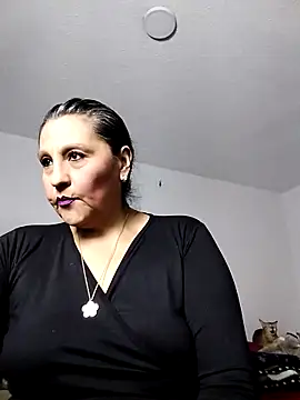 Merlyna Goldenss online show from April 9, 2026, 3:17 am