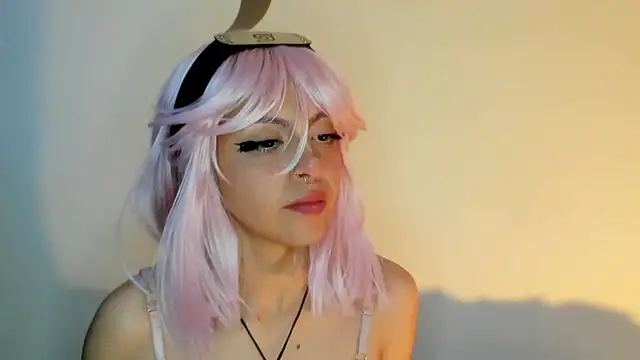 Nyxara- online show from May 2, 2026, 11:10 pm