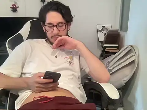 HornyPizzaBoyX online show from April 28, 2026, 10:48 pm