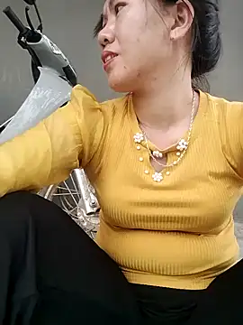 Bianca Nina online show from March 29, 2026, 5:18 am