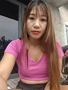 Snapshot of xinhxinh-cute chatting on May 1, 2026, 12:37 am xinhxinh-cute online show from May 1, 2026, 12:37 am