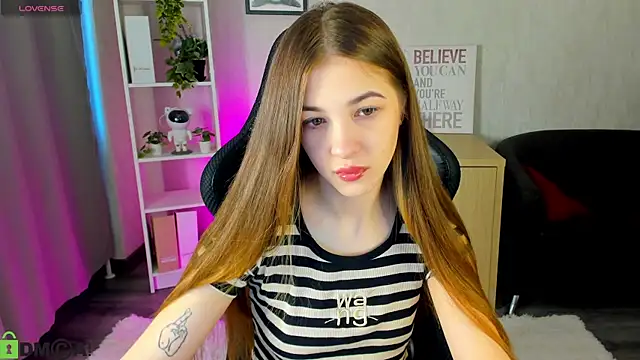 Miss Shanel online show from April 29, 2026, 12:59 am