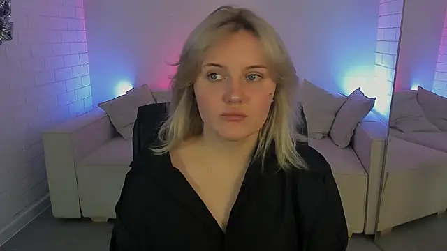 KathyBriggs online show from April 2, 2026, 5:27 am