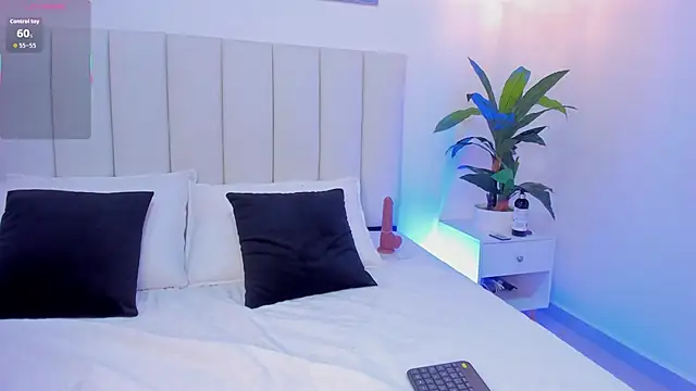 Megan Brunette2 online show from April 5, 2026, 11:13 pm