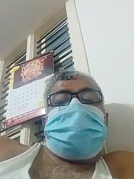 Snapshot of mature55 chatting on May 1, 2026, 1:37 pm mature55 online show from May 1, 2026, 1:37 pm