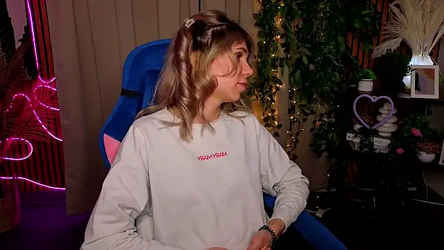 Snapshot of DebbieCobb chatting on March 28, 2026, 3:00 pm DebbieCobb online show from March 28, 2026, 3:00 pm