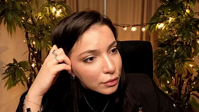 AnnaWillyams online show from March 26, 2026, 1:06 pm