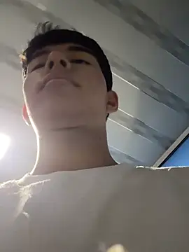 CAROLYNFOSTER online show from April 28, 2026, 9:36 am