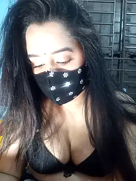 Choco Maw online show from April 9, 2026, 11:10 pm