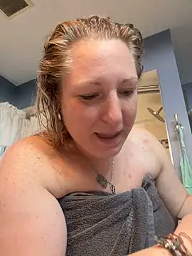 Snapshot of sweetkacibaby chatting on May 3, 2026, 1:28 pm sweetkacibaby online show from May 3, 2026, 1:28 pm