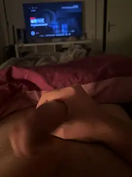 cum king75 online show from April 14, 2026, 10:49 pm