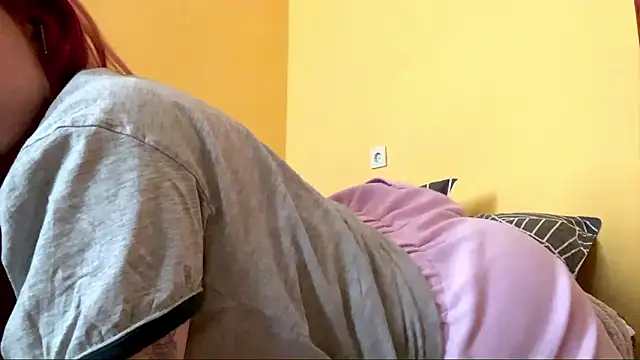 PleasureCastle online show from March 26, 2026, 12:33 pm