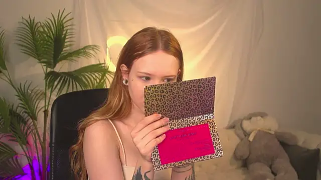 zoeforrd online show from May 5, 2026, 5:15 am