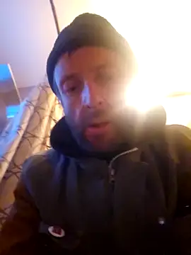 Jangie14 online show from April 18, 2026, 1:31 am