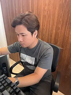 Snapshot of Titanryu chatting on April 15, 2026, 1:56 am Titanryu online show from April 15, 2026, 1:56 am