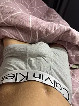 erikabrowncute online show from April 26, 2026, 7:06 am