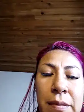Snapshot of tatianabelli chatting on June 7, 2026, 5:38 pm tatianabelli online show from June 7, 2026, 5:38 pm