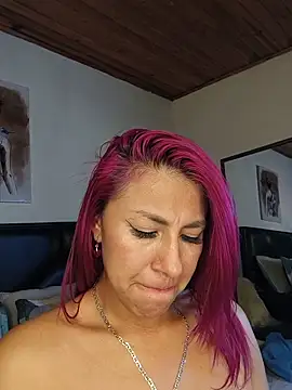 Snapshot of tatianabelli chatting on June 14, 2026, 2:24 am tatianabelli online show from June 14, 2026, 2:24 am