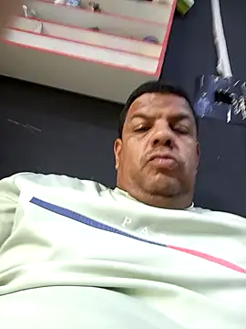 Danielleon12  online show from April 18, 2026, 6:56 pm