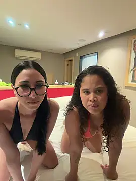 Snapshot of juliacosta chatting on June 1, 2026, 9:49 pm juliacosta online show from June 1, 2026, 9:49 pm