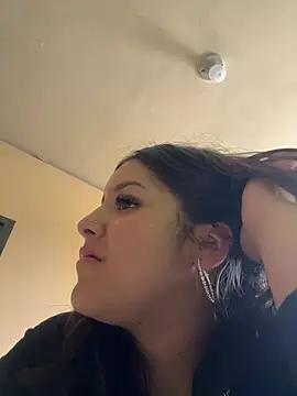 Norabyxxx online show from May 17, 2026, 4:47 pm