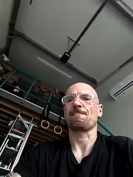 Snapshot of TavoEskort123 chatting on May 16, 2026, 6:43 am TavoEskort123 online show from May 16, 2026, 6:43 am