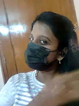 Snapshot of Tamil_Hot_Thara chatting on April 5, 2026, 7:16 am Tamil Hot Thara online show from April 5, 2026, 7:16 am