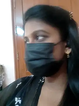 Snapshot of Tamil_Hot_Thara chatting on April 8, 2026, 6:35 am Tamil Hot Thara online show from April 8, 2026, 6:35 am