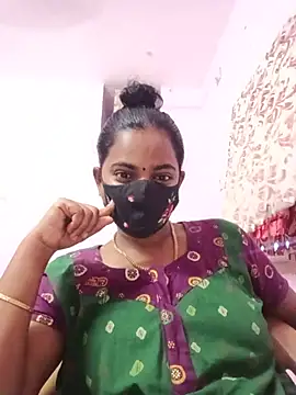 Snapshot of tamilratchasii chatting on July 19, 2026, 6:39 am tamilratchasii online show from July 19, 2026, 6:39 am