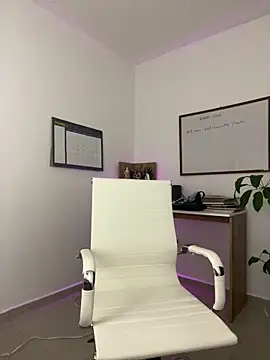 Lucia11  online show from March 27, 2026, 11:26 pm