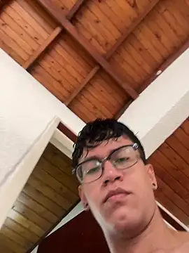 Snapshot of alejo09__ chatting on March 27, 2026, 9:58 pm alejo09 online show from March 27, 2026, 9:58 pm