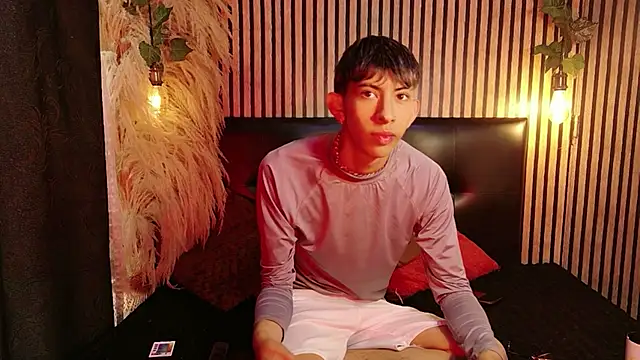 Tommy Fox online show from April 14, 2026, 1:06 pm