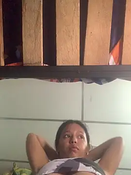 Snapshot of Cataleya2026 chatting on May 1, 2026, 1:26 pm Cataleya2026 online show from May 1, 2026, 1:26 pm