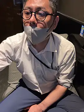 RYUICHI 1919 online show from May 25, 2026, 10:21 am
