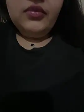 Snapshot of Fatiisexy chatting on April 2, 2026, 1:47 am Fatiisexy online show from April 2, 2026, 1:47 am