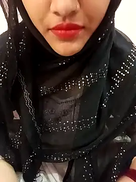 Miss Noor   online show from April 23, 2026, 6:36 am