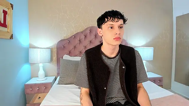 LephyStar online show from May 19, 2026, 4:08 am