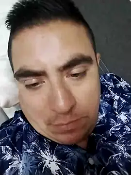 Snapshot of Manuel3910 chatting on May 11, 2026, 5:13 am Manuel3910 online show from May 11, 2026, 5:13 am
