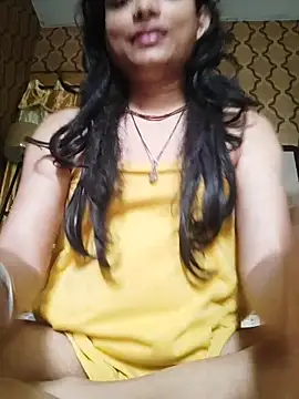 SweetTsAngel online show from May 13, 2026, 10:01 am